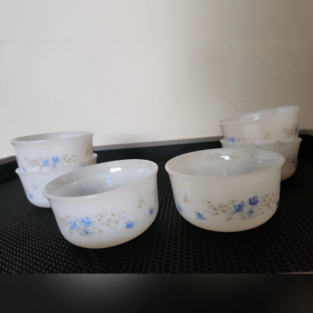 Arcopal Milk Glass 6 Bowls France